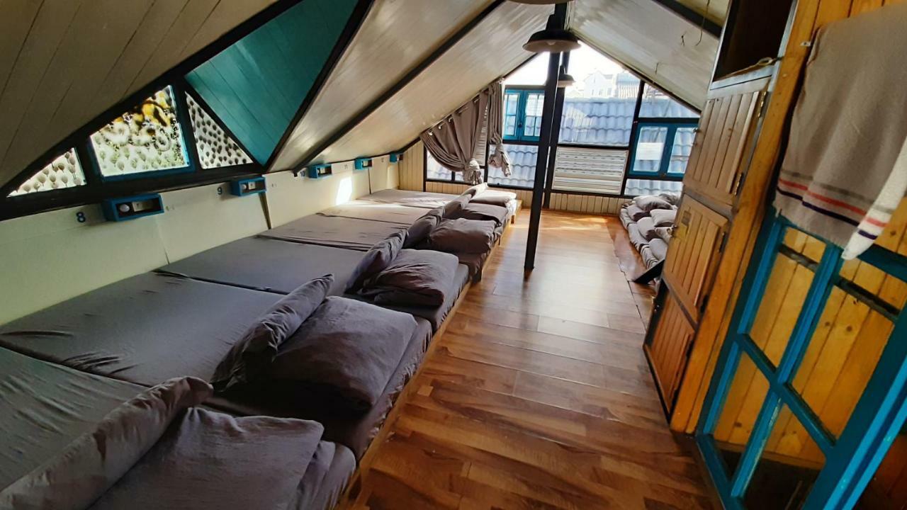 Grey Monkey Dalat Hostel מראה חיצוני תמונה
